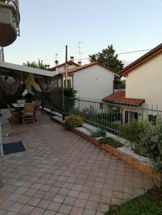 Hotel Garda House Sandrà Exterior foto